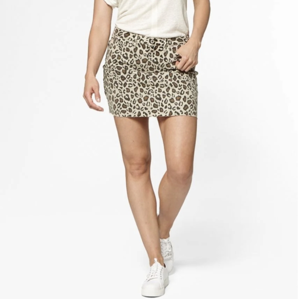 Circle of Trust Leopard Print Mini Skirt Raw Hem Stretchy Brown Tan Cheetah